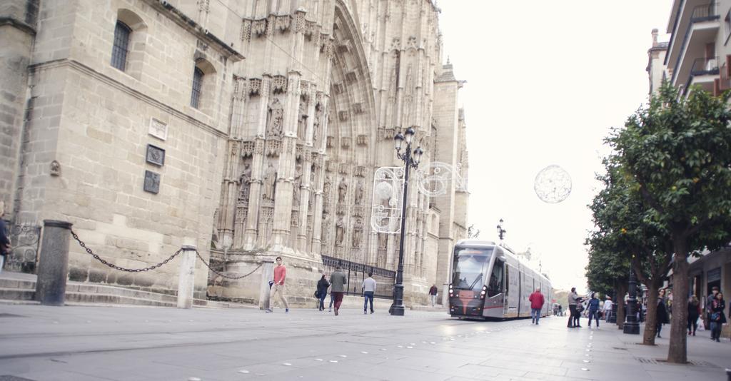 Catedral Boutique Hotel Seville Exterior photo